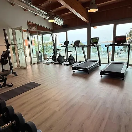 Hsm 프레지던트 알쿠디아 항구